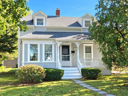 584 Slocum Rd, Dartmouth, MA, 02747 | Card Image