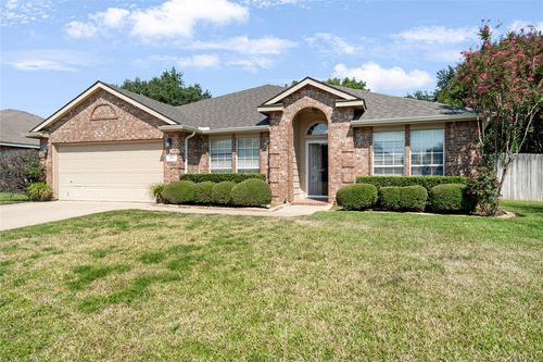 106 Stanbury St, Mansfield, TX, 76063-7616 | Card Image