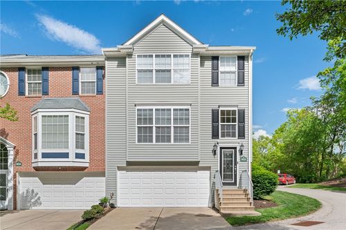 10532 Timber Edge Dr, Wexford, PA, 15090-7390 | Card Image