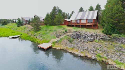 2872 E Pinehaven Dr, Island Park, ID, 83429-5065 | Card Image