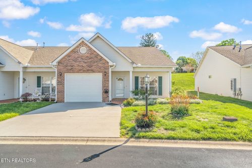 300 Willington Pl, Loudon, TN, 37774-4955 | Card Image