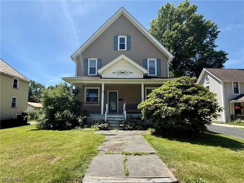 39 Duquesne Street, Columbiana, OH, 44408 | Card Image