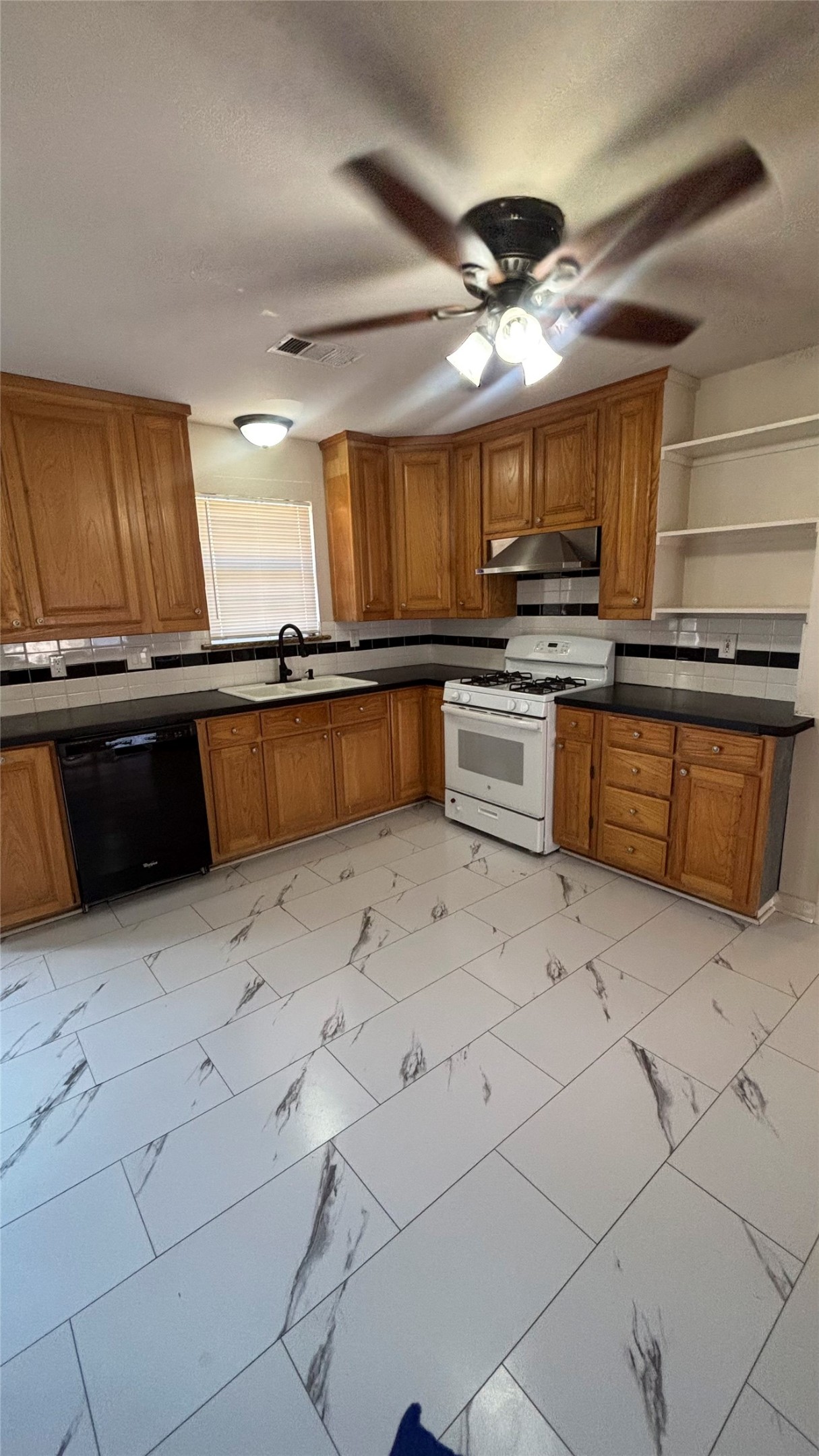 Residential Lease in Ponder