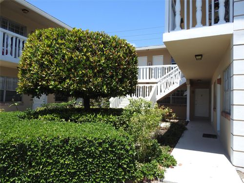 apt-3-2711 Ne 49th St, Fort Lauderdale, FL, 33308-4845 | Card Image