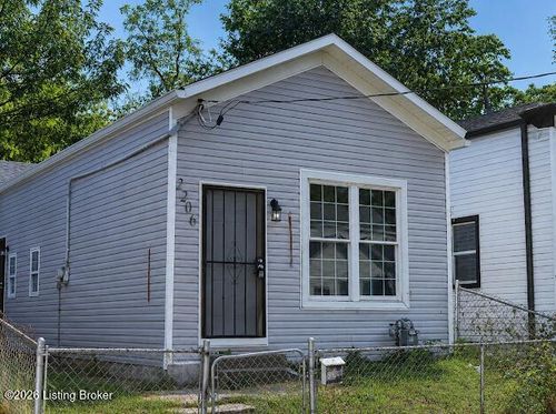 2206 Griffiths Ave, Louisville, KY, 40212-1226 | Card Image
