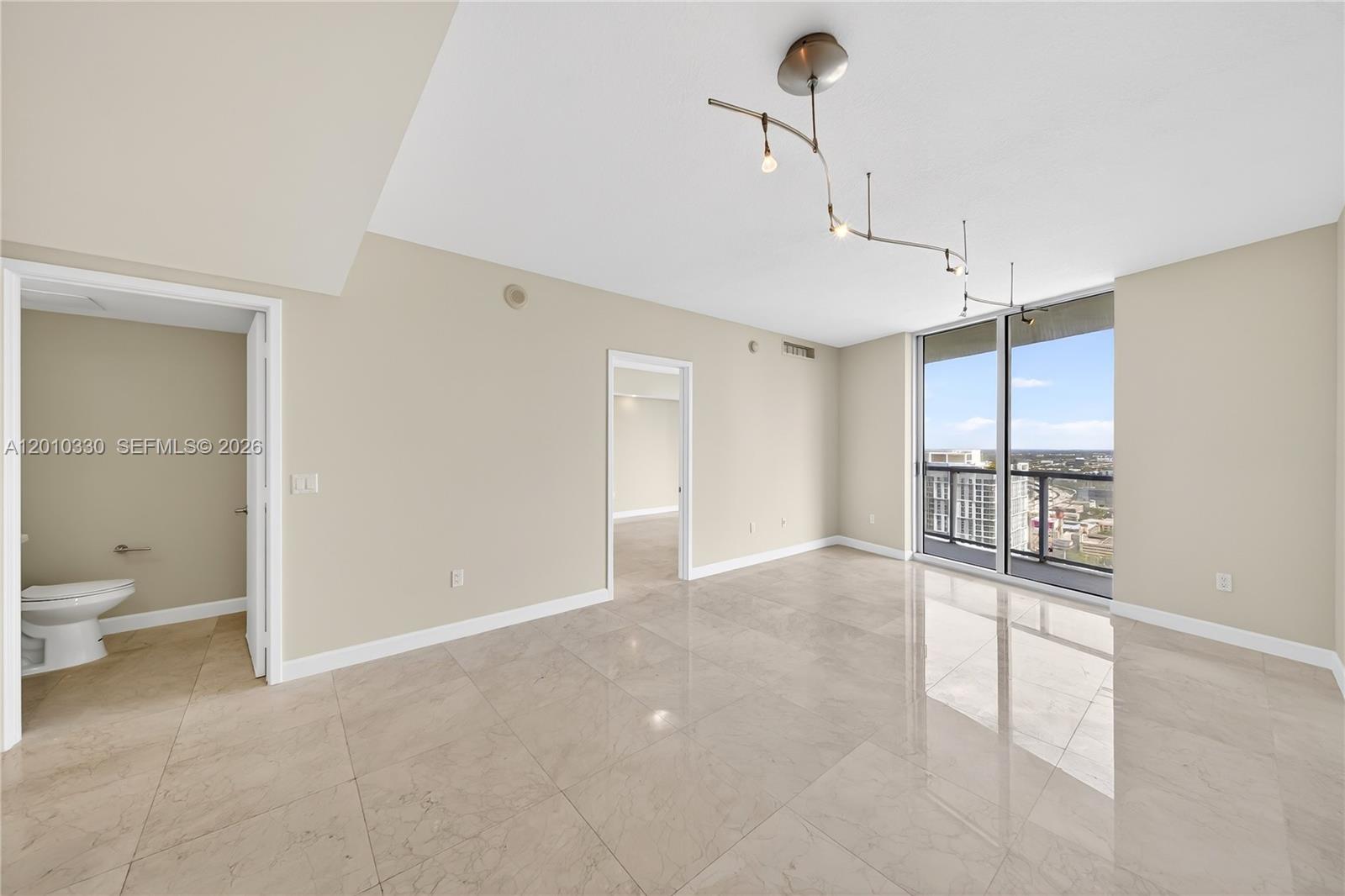 Residential in Miami 4