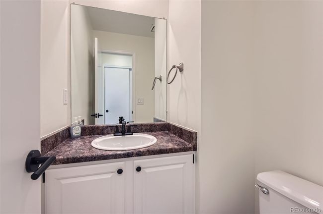 9173 Sugarstone Cir, House other with 3 bedrooms, 4 bathrooms and 3 parking in Highlands Ranch CO | Image 11