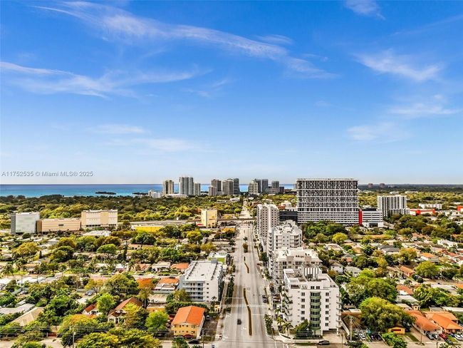 APT-506 - 2600 Sw 27 Th Ave, Condo with 2 bedrooms, 2 bathrooms and null parking in Miami FL | Image 43