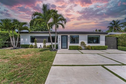 18440 Ne 20th Ct, North Miami Beach, FL, 33179-5012 | Card Image