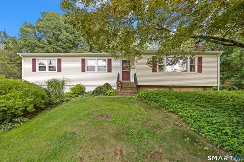 44 Williamsburg Dr, Cheshire, CT, 06410-2829 | Card Image
