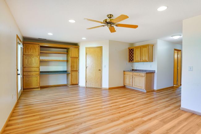 19-web-or-mls- 13385-179-12-Ave-NW-Interior-14.jpg | Image 18