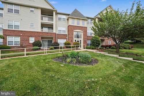 7-300 Tall Pines Ct, Abingdon, MD, 21009-3038 | Card Image