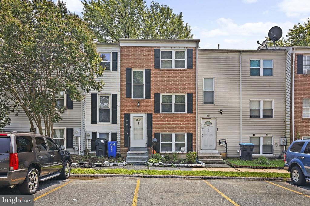 Residential Lease in EDGEWOOD
