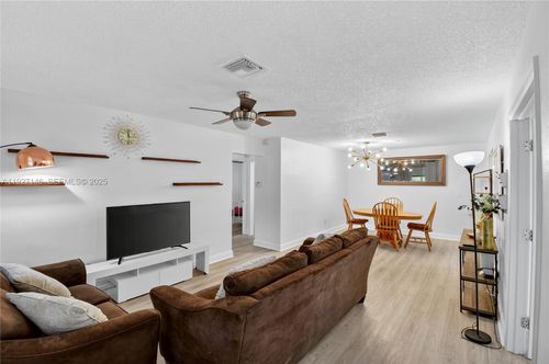 0-554 Nw 46th St, Oakland Park, FL, 33309-4014 | Card Image