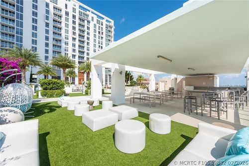 2301-600 Ne 27th St, Miami, FL, 33137-5097 | Card Image