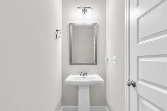 2340 Manor Pointe Dr, Townhouse with 3 bedrooms, 3 bathrooms and 2 parking in Cumming GA | Image 16