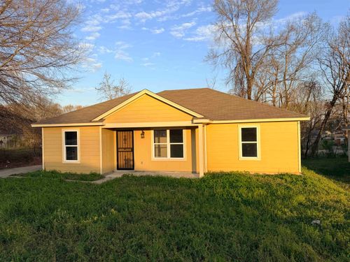 3832 Lake Park Cv, Memphis, TN, 38127-4939 | Card Image