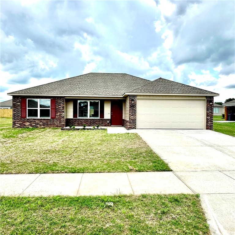 2709 Trout Street, For Sale in Pea Ridge Zoocasa