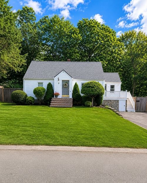 9 Guild Rd, Beverly, MA, 01915-2317 | Card Image