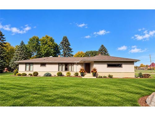 1951 Skillman Avenue, Roseville, MN, 55113 | Card Image
