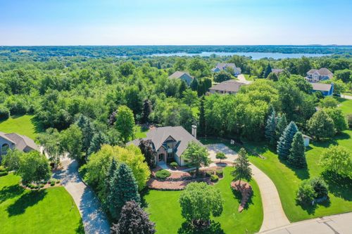W198S6798 Adrian Dr, MUSKEGO, WI, 53150-8286 | Card Image