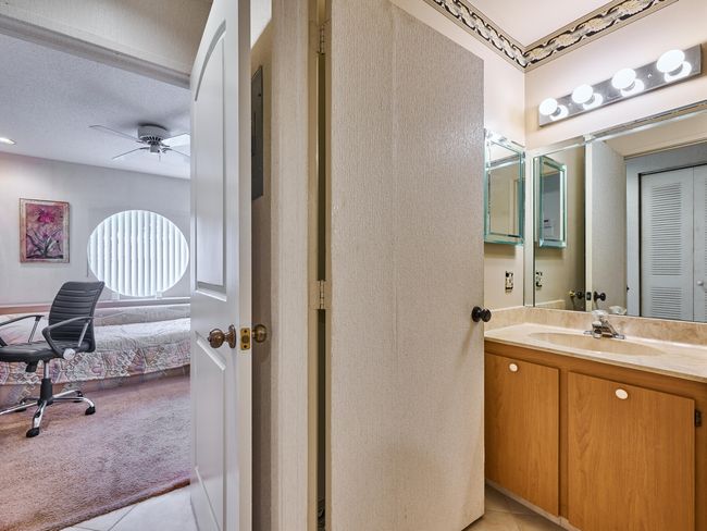 APT-202 - 10828 Lake Palm Ln, Condo with 3 bedrooms, 2 bathrooms and null parking in Boynton Beach FL | Image 37