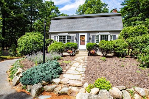 1115 Forest St, Marshfield, MA, 02050-6209 | Card Image