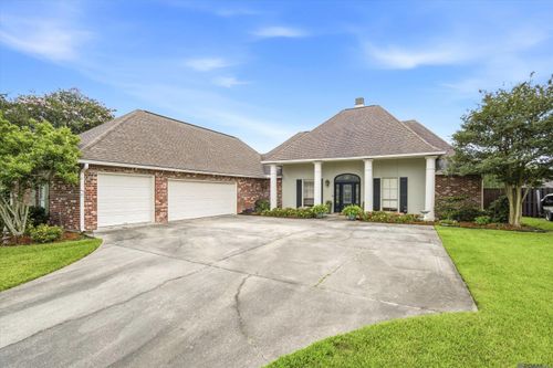 39435 Lakeland Ave, Prairieville, LA, 70769 | Card Image