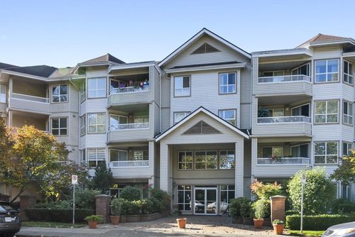 313-8139 121a St, Surrey, BC, V3W0Z2 | Card Image