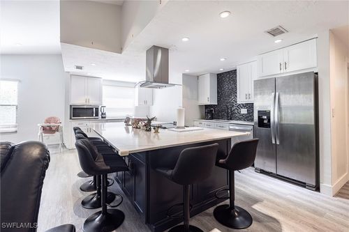 2345 Outrigger Ln, Naples, FL, 34104-6904 | Card Image