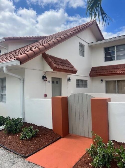103-3200 Coral Springs Dr, Coral Springs, FL, 33065-3855 | Card Image