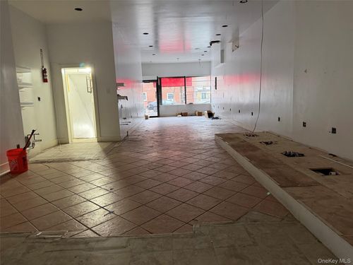 551 Knickerbocker Ave, Brooklyn, NY, 11221-4709 | Card Image