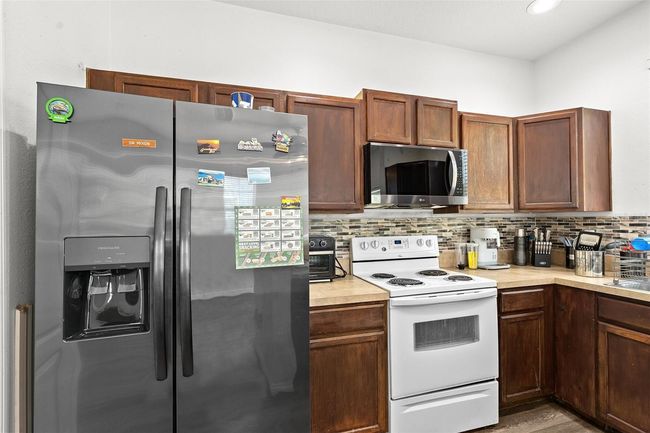 9108 Moonlit Meadows Loop, Townhouse with 2 bedrooms, 3 bathrooms and null parking in RIVERVIEW FL | Image 14