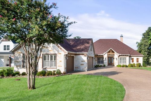 560 Clubhouse Dr, Corsicana, TX, 75109-9597 | Card Image