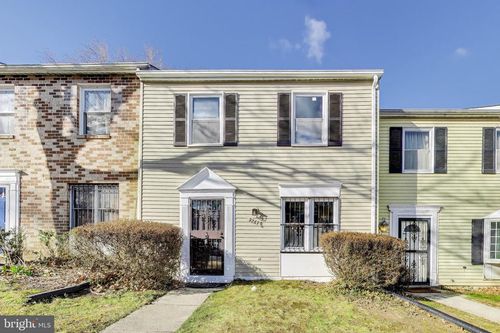 2267 Anvil Ln, TEMPLE HILLS, MD, 20748-4265 | Card Image