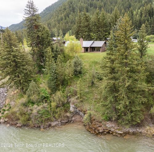 1775 River Dr, Jackson, WY, 83001-8851 | Card Image