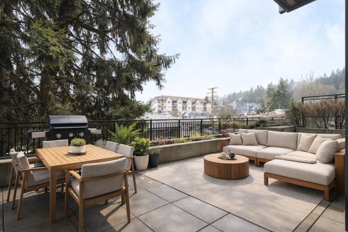215-2525 Clarke St, Port Moody, BC, V3H0J3 | Card Image