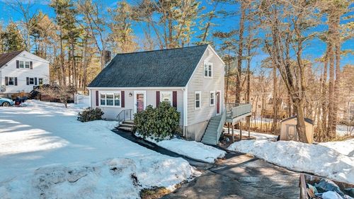 34 Schofield Dr, Franklin, MA, 02038-2869 | Card Image