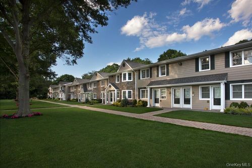 410-410 Tudor Ln, Middle Island, NY, 11953-1369 | Card Image