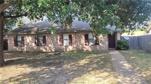 2515 Hickory Dr, College Station, TX, 77840-5070 | Card Image