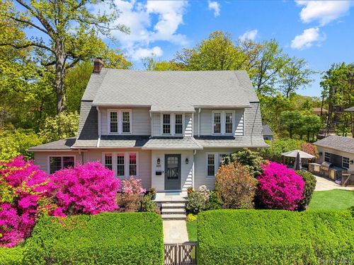 600 Pelhamdale Ave, Pelham, NY, 10803-2808 | Card Image