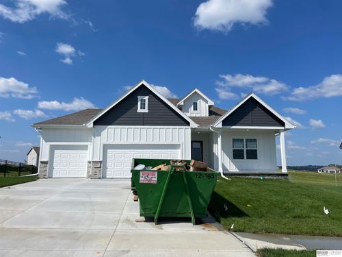10428 Cody Street, Papillion, NE, 68046 | Card Image