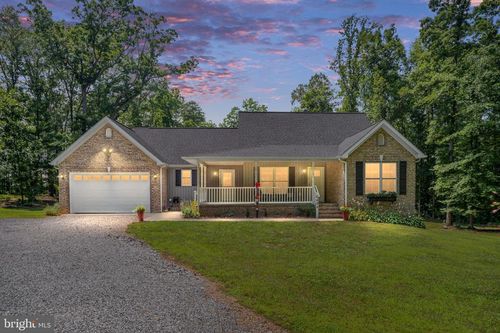 6484 Haleys Mill Rd, SPOTSYLVANIA, VA, 22551-6359 | Card Image