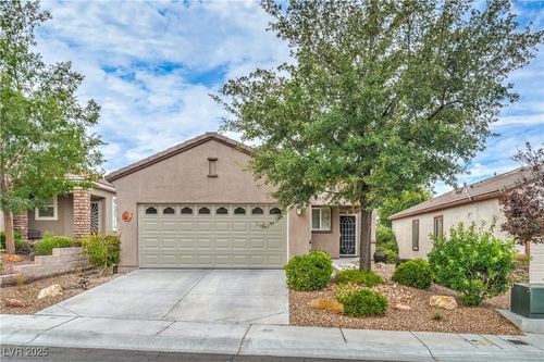 2425 Gamma Ray Pl, Henderson, NV, 89044-4451 | Card Image