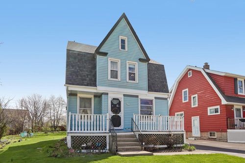 8425 W Lapham Street Street, West Allis, WI, 53214 | Card Image