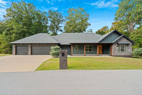 1800 Yoachum Dr, Nixa, MO, 65714-7144 | Card Image