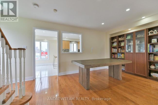 1 - 1075 Ellesmere Rd, Townhouse with 5 bedrooms, 4 bathrooms and 2 parking in Scarborough ON | Image 8