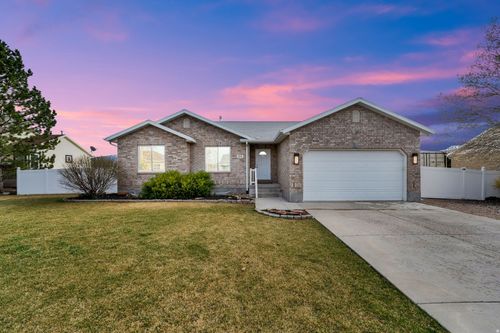 694 E 260 S, Midway, UT, 84049-6717 | Card Image