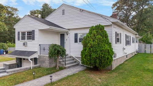3 Primrose Rd, Billerica, MA, 01821-3025 | Card Image