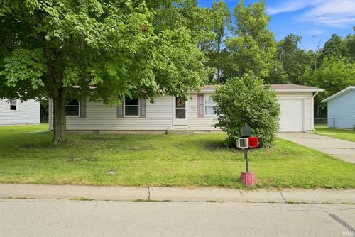 2030 Chief Turtle Court, Huntington, IN, 46750 | Card Image